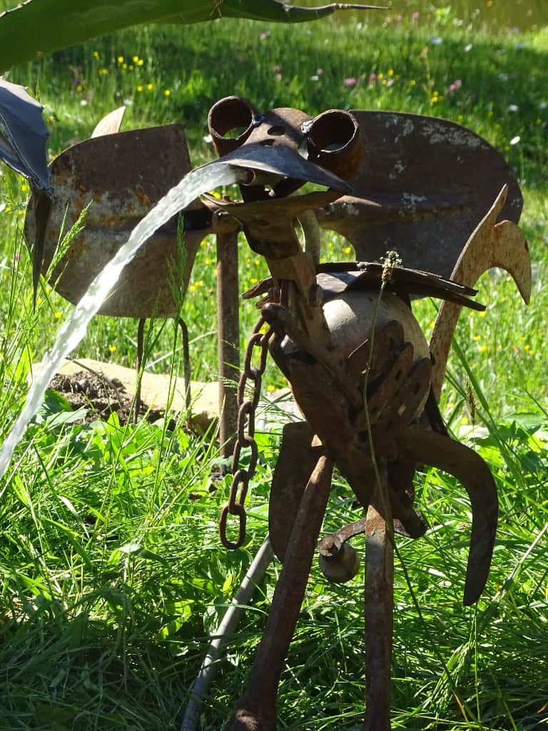 Sculptures métallique, création artisanale récupération de matériaux - Home des Bois
